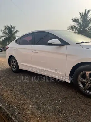 Hyundai Avante 2017 White