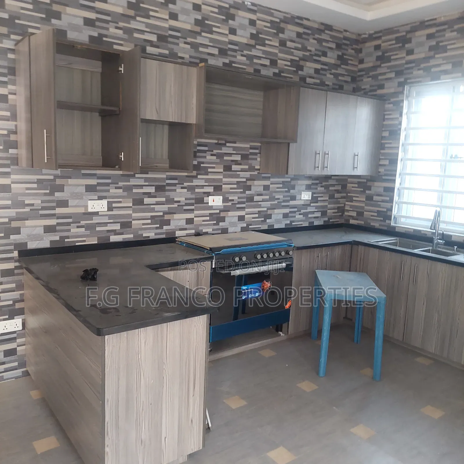 4bdrm House in Kg Franco Properties, Spintex for sale