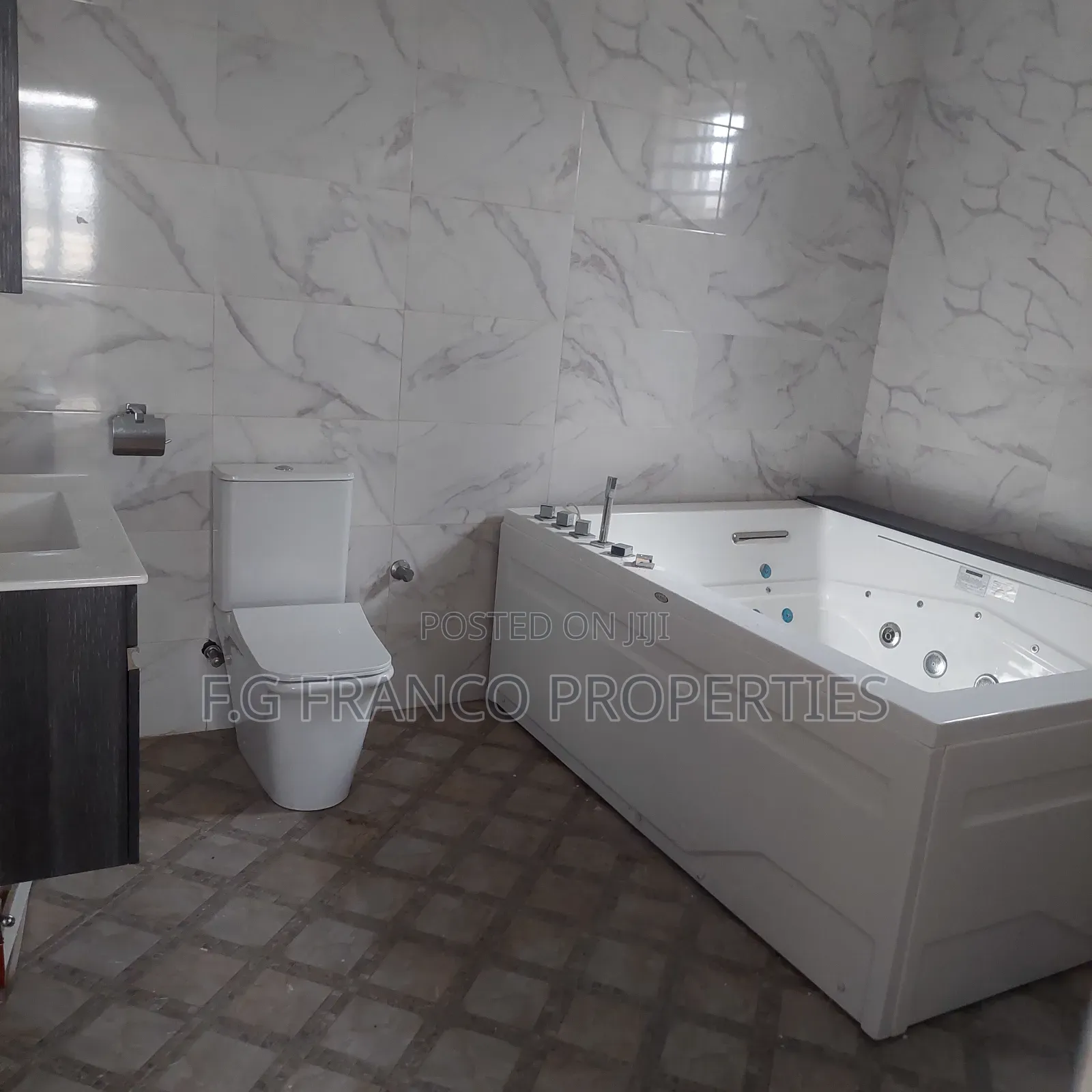 4bdrm House in Kg Franco Properties, Spintex for sale