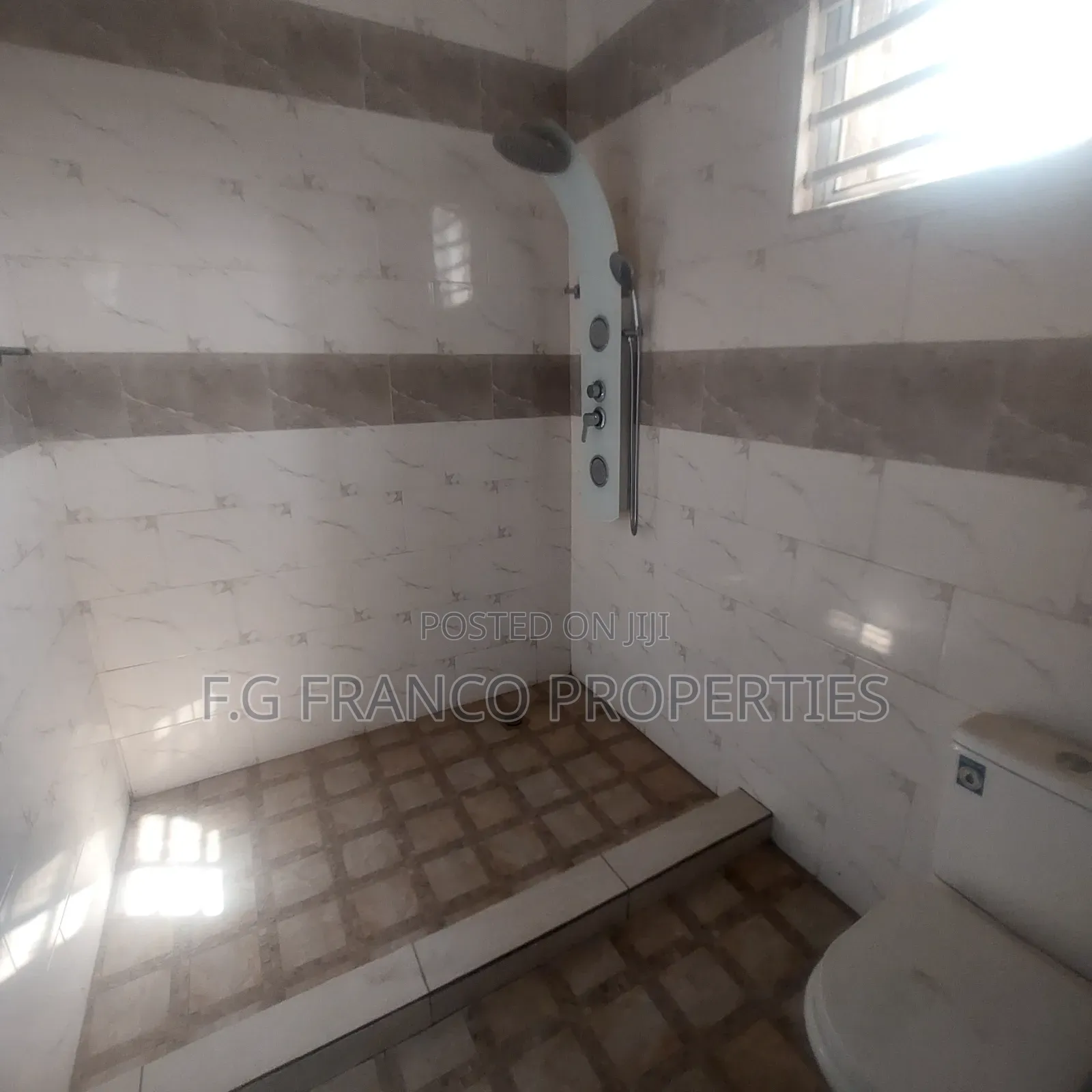 4bdrm House in Kg Franco Properties, Spintex for sale