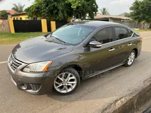 Nissan Sentra SR 4dr Sedan (1.8L 4cyl CVT) 2015 Gray