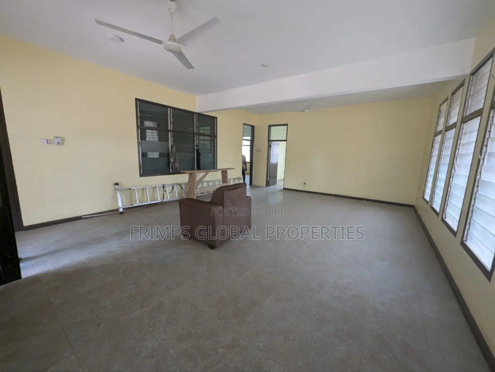 6bdrm House in North Legon for sale
