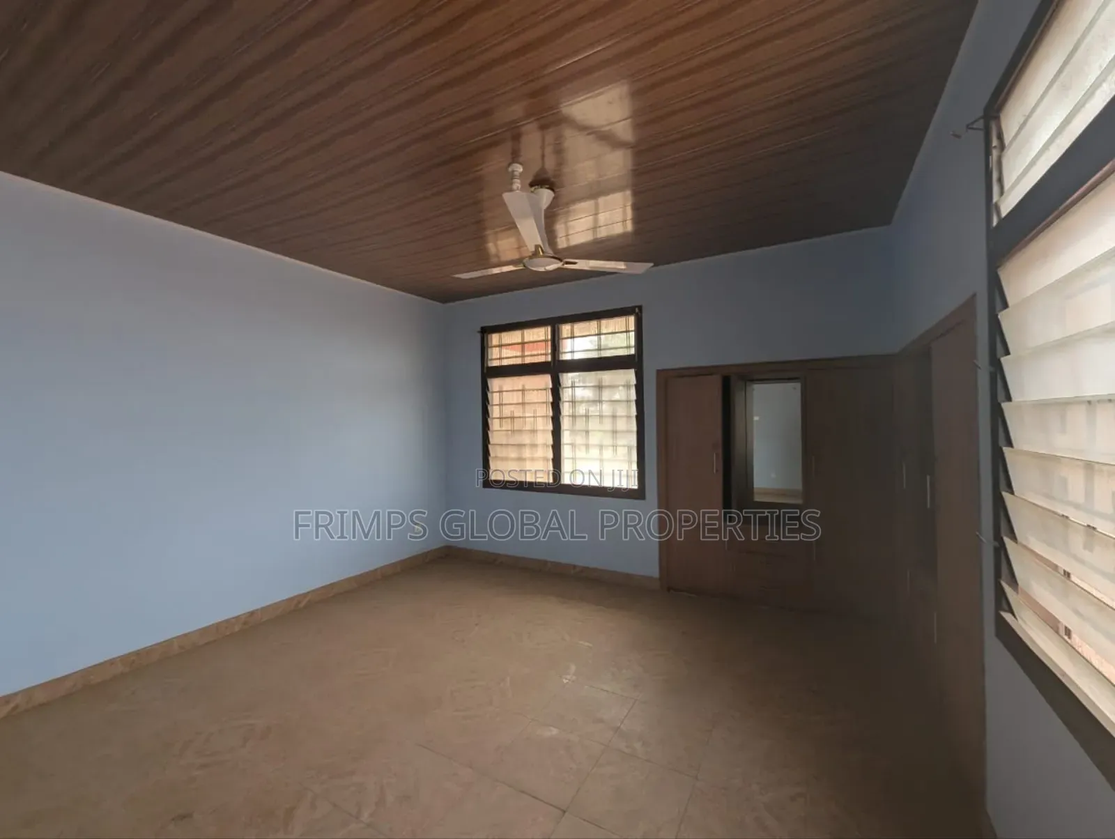 6bdrm House in North Legon for sale