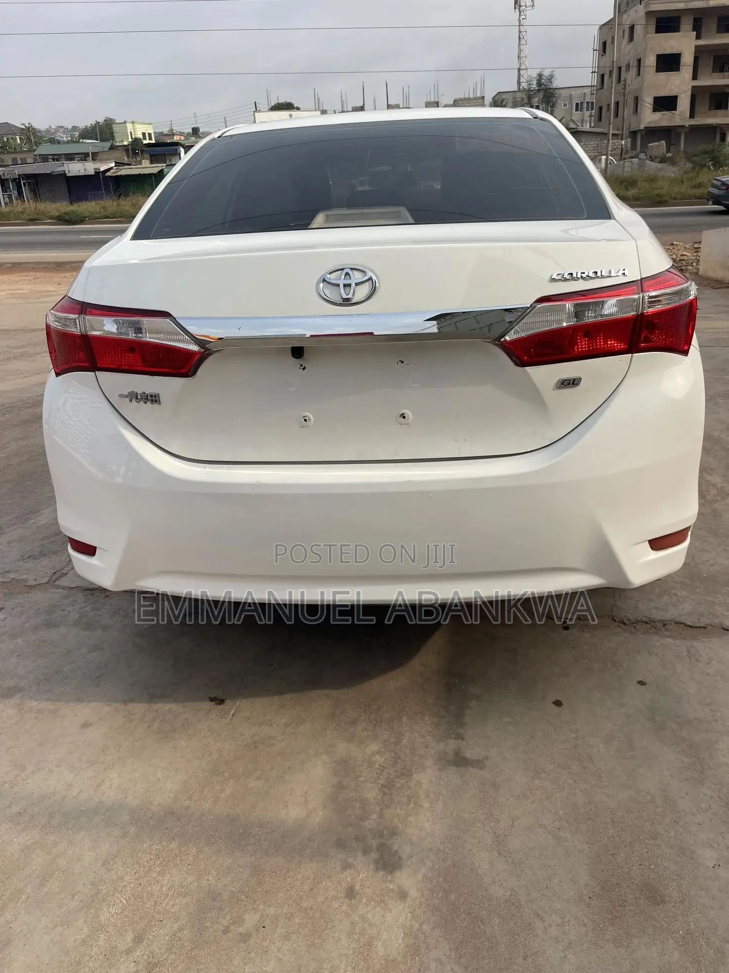 Toyota Corolla LE 4dr Sedan (1.8L 4cyl CVT) 2016 White