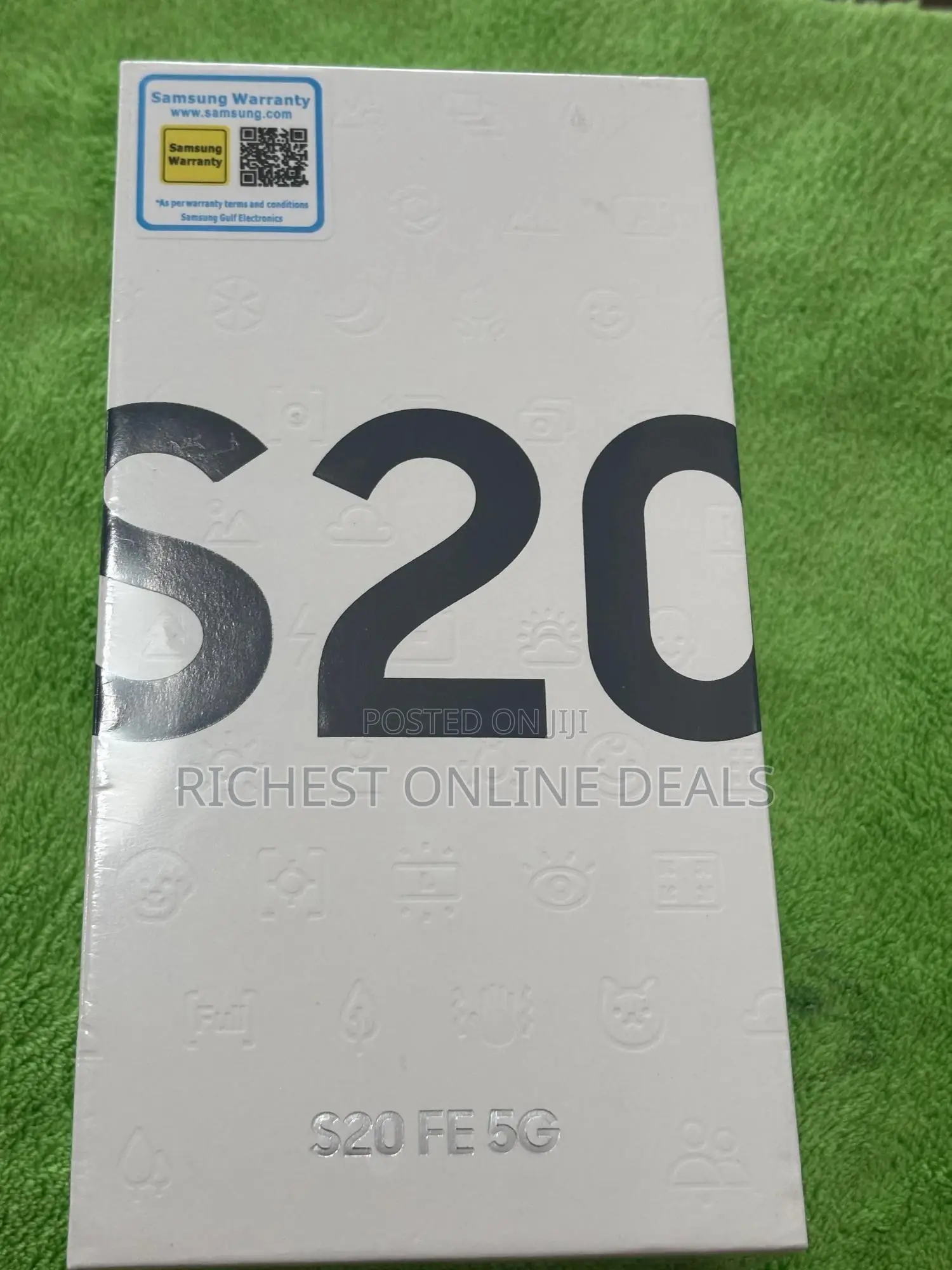 New Samsung Galaxy S20 FE 5G 256 GB Blue