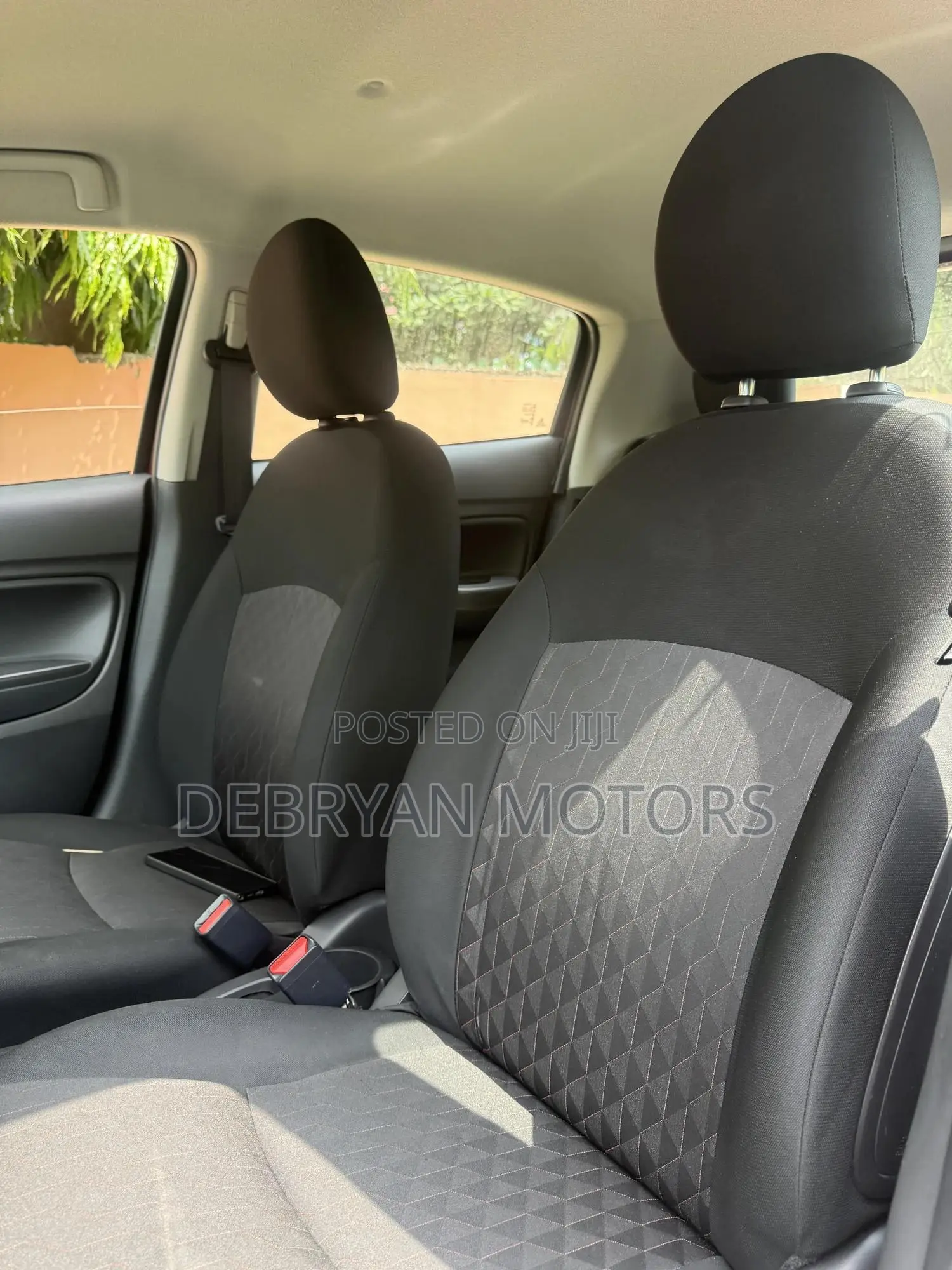 Mitsubishi Mirage ES 2024 Burgundy