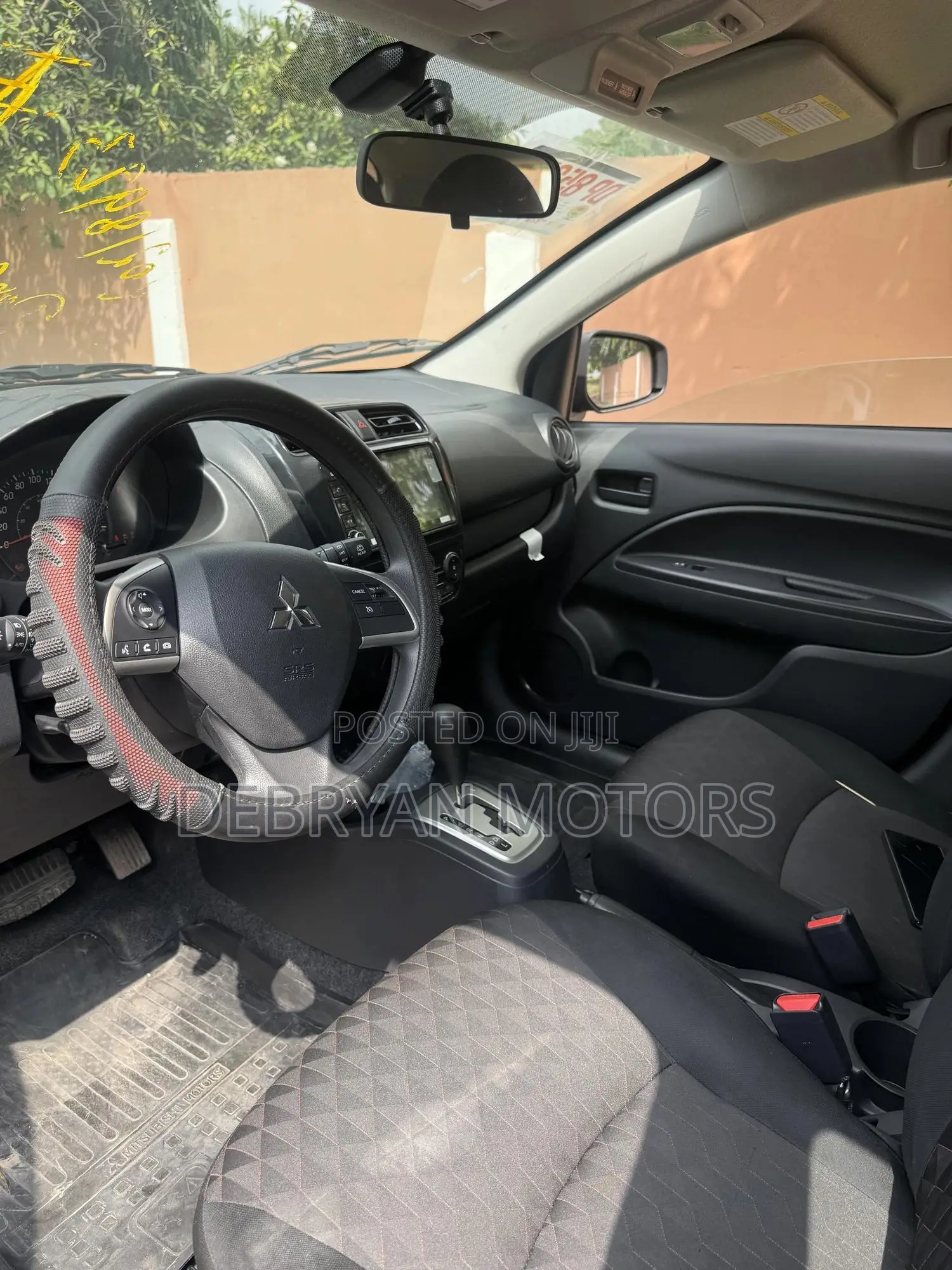 Mitsubishi Mirage ES 2024 Burgundy