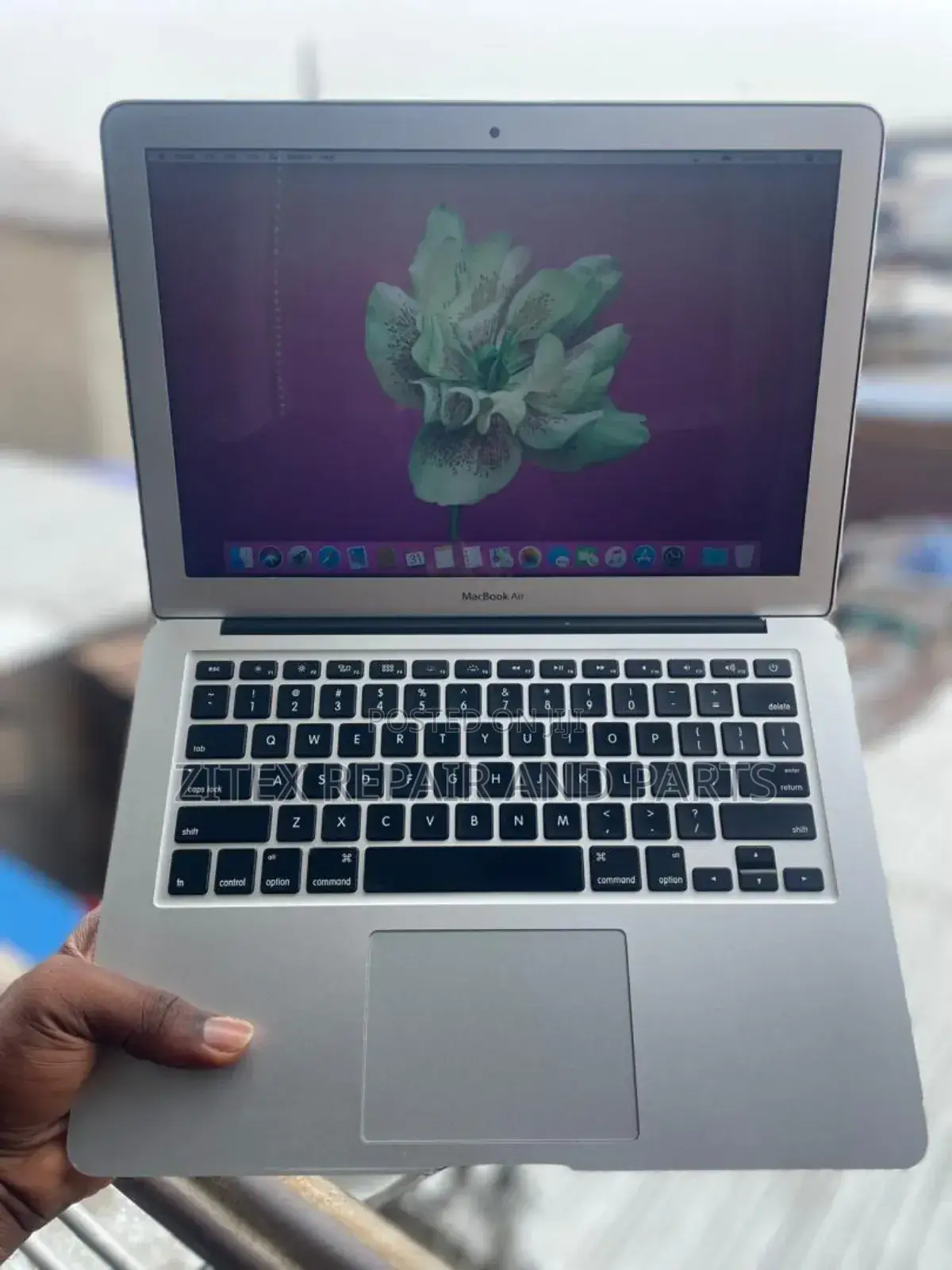 Laptop Apple MacBook Air 8GB Intel Core i5 SSD 256GB