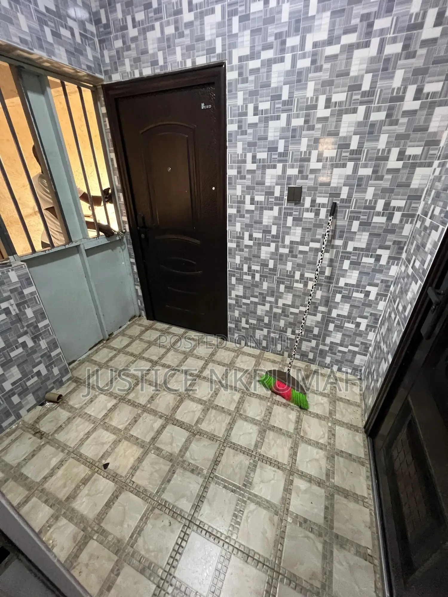 1bdrm Apartment in Mr Justice Estate, Bortiano for rent