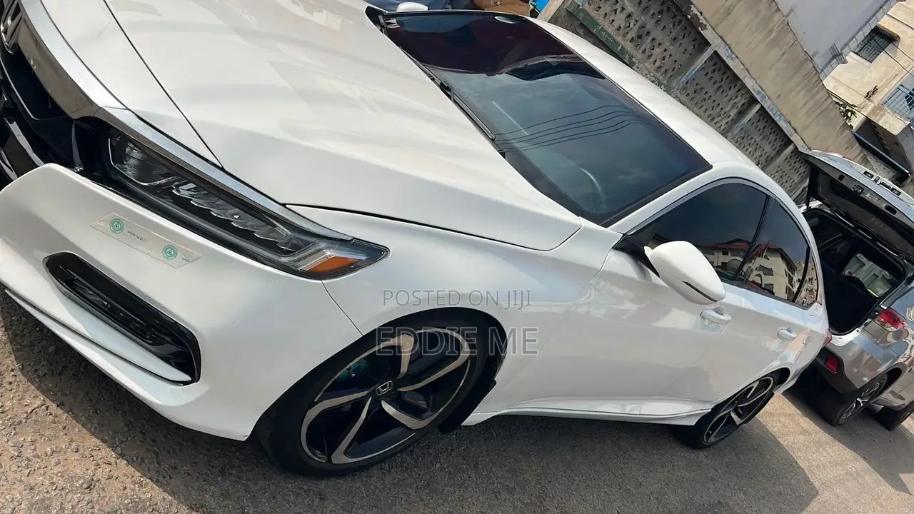 Honda Accord Sport 2018 White