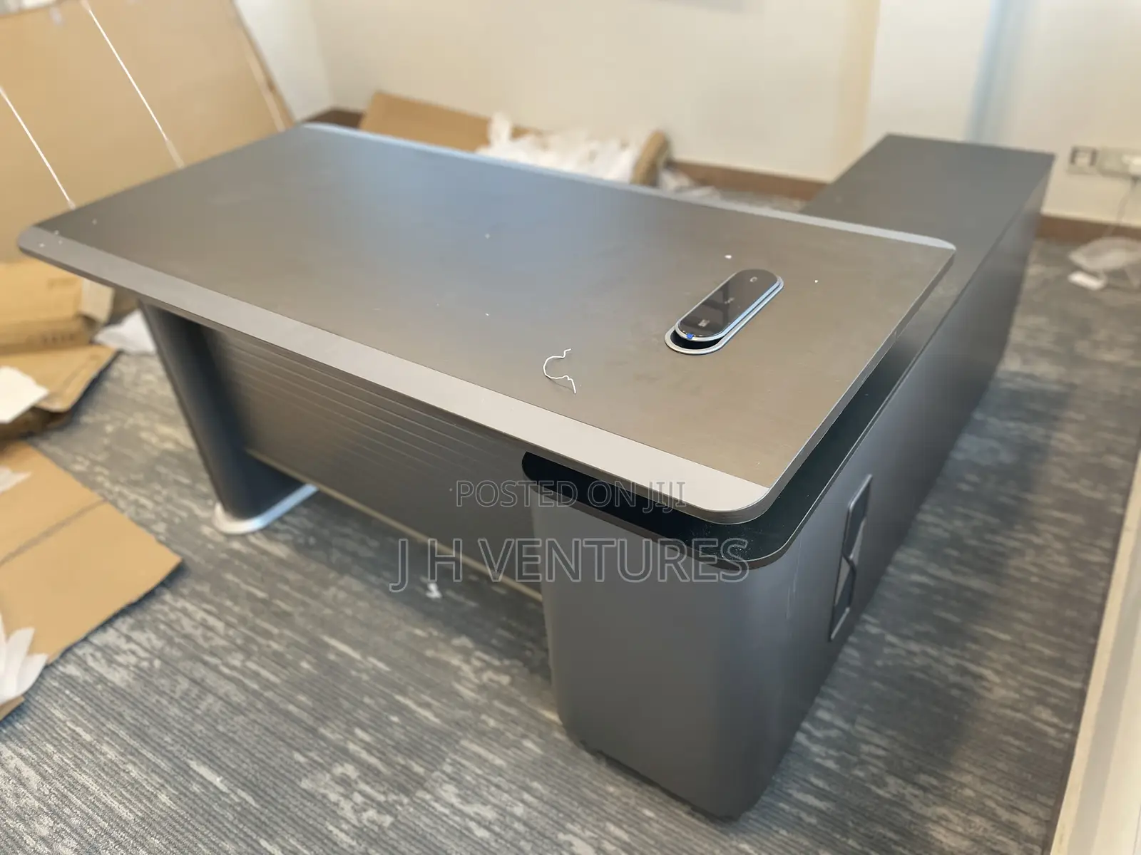 L Shaped Office Table
