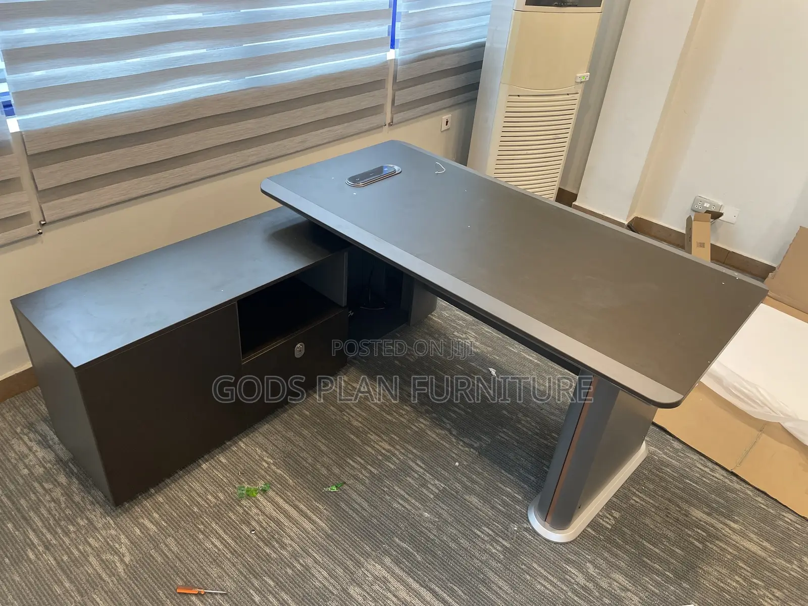 L Shaped Office Table