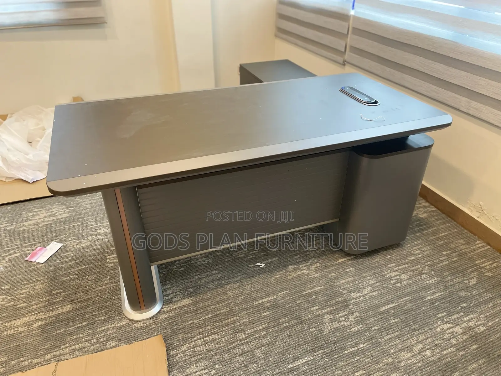 L Shaped Office Table