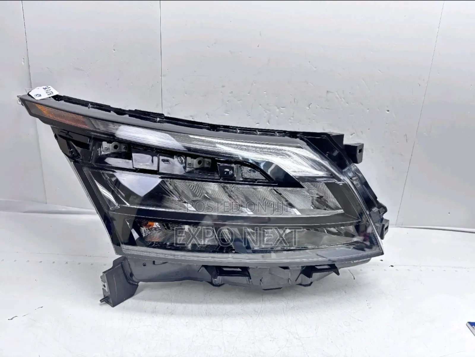 2022-2024 Nissan Pathfinder Led Right Side Oem Headlight
