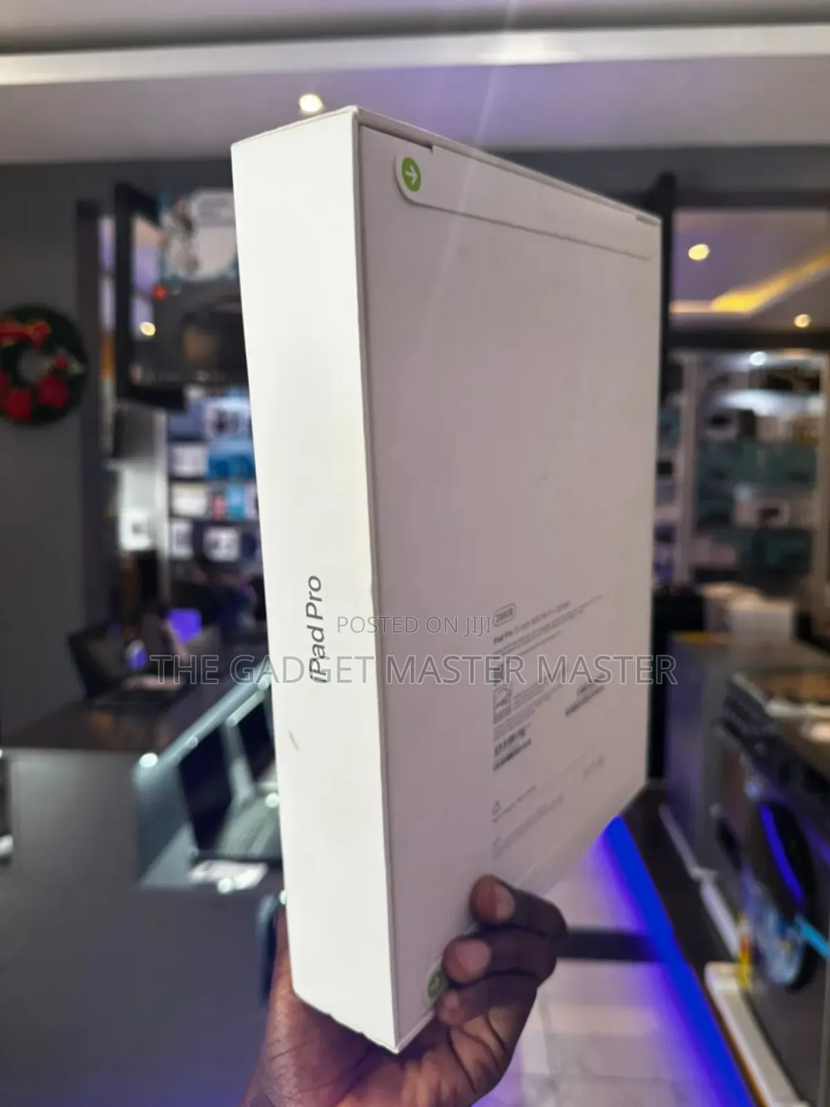 New Apple iPad Pro 13 (2025) 256 GB