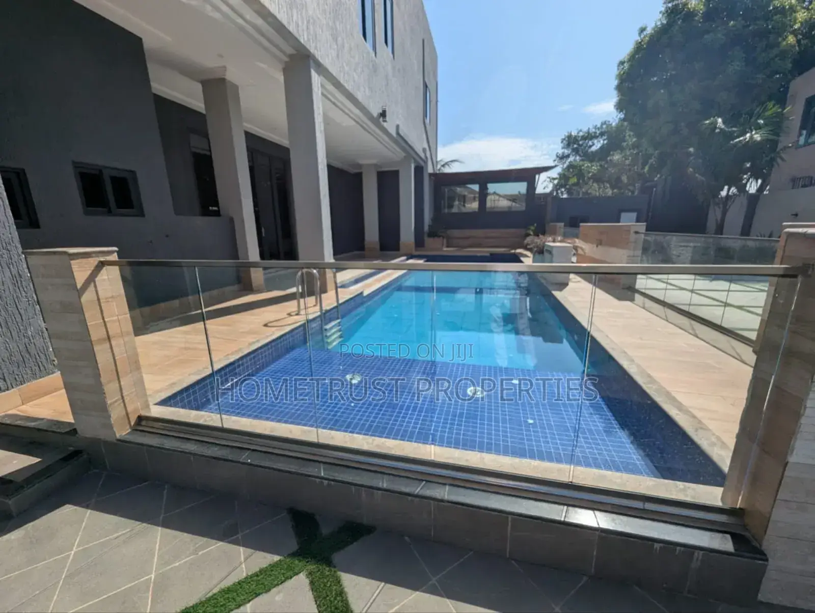 5bdrm Duplex in Hometrust Properties, Airport Residential Area for sale