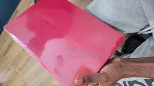 New Huawei Mate XT Ultimate Design 512 GB Red