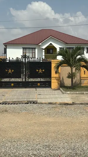 Furnished 8bdrm House in Spintex for sale