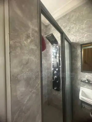 12bdrm Mansion in Hometrust Properties, Cantonments for sale