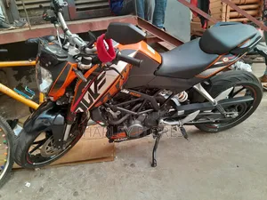 KTM 2012 Orange