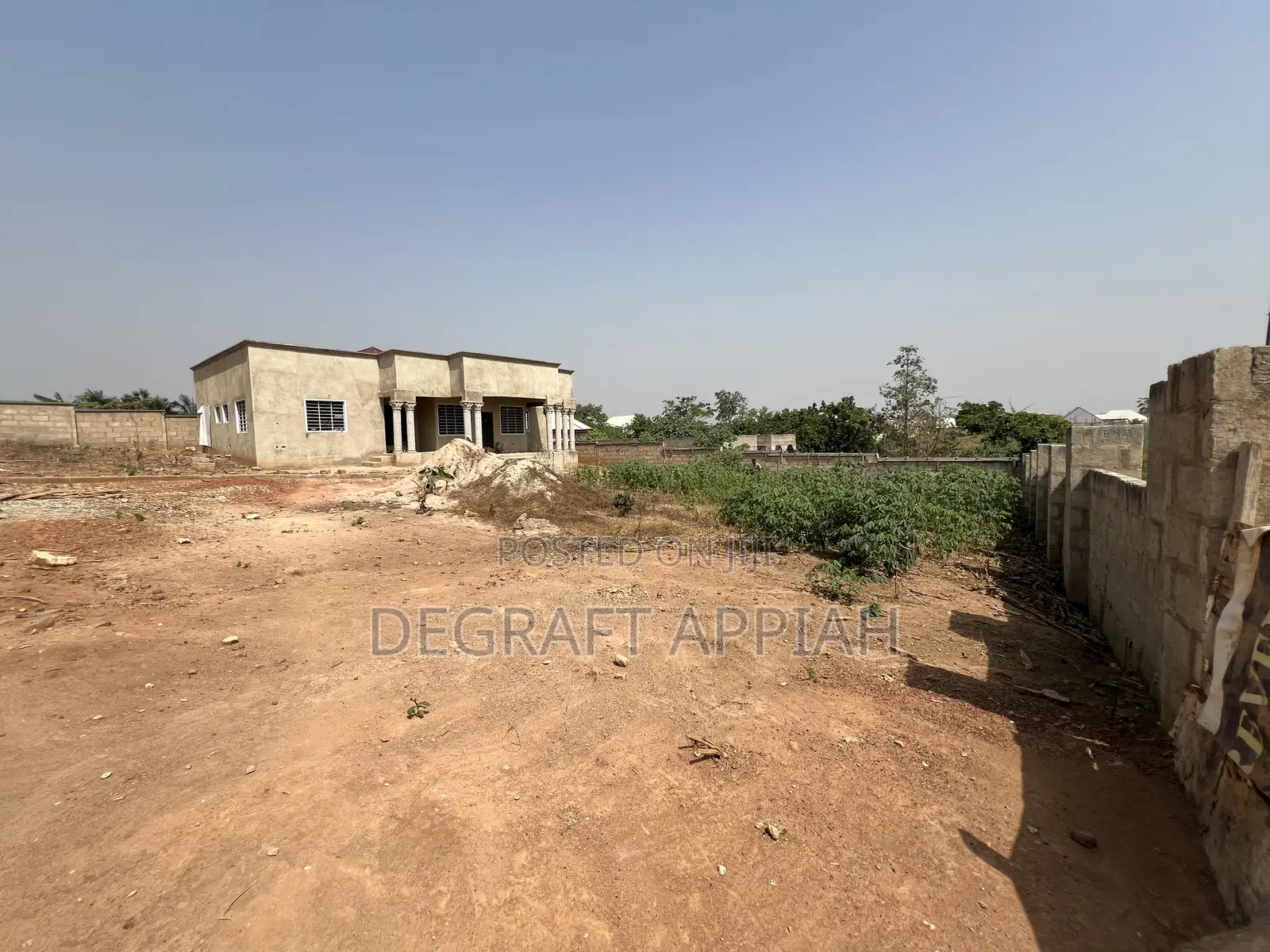 Semi Complete 3 Bedrooms On Vast Land For Sale @ Akom Near Kodie