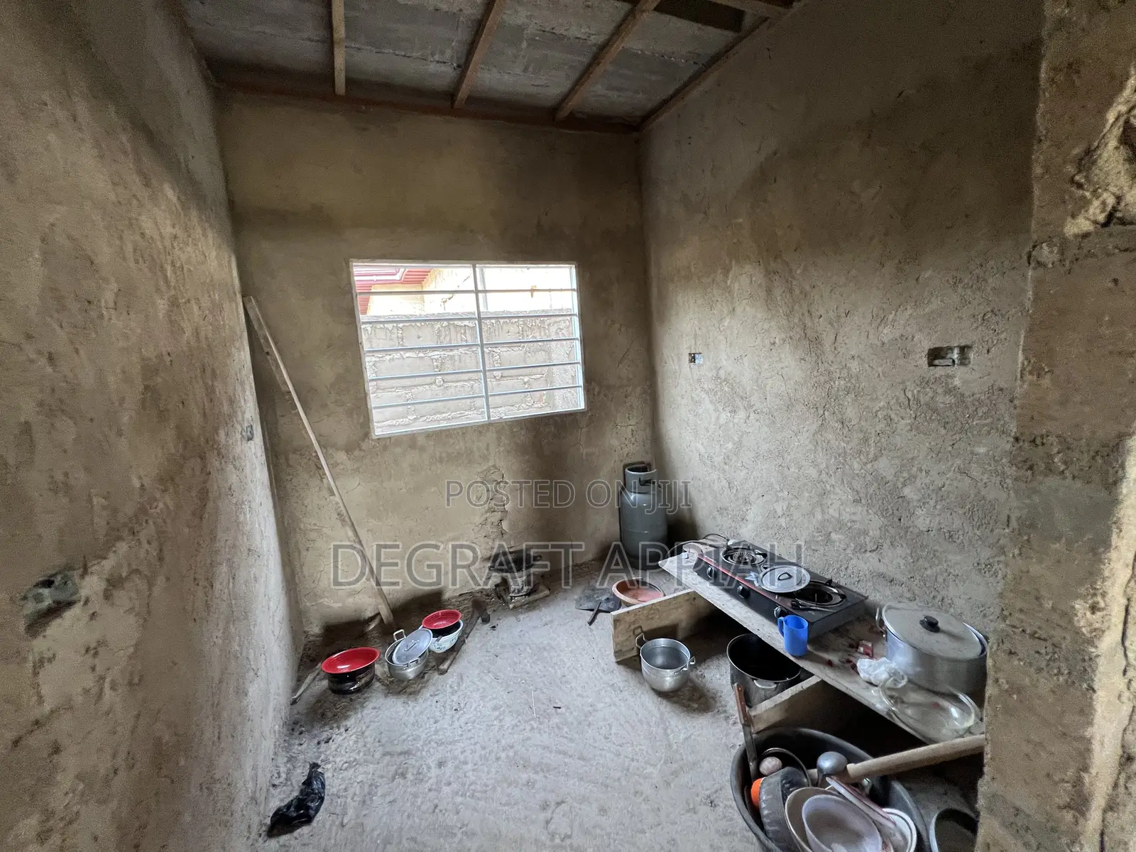 Semi Complete 3 Bedrooms On Vast Land For Sale @ Akom Near Kodie
