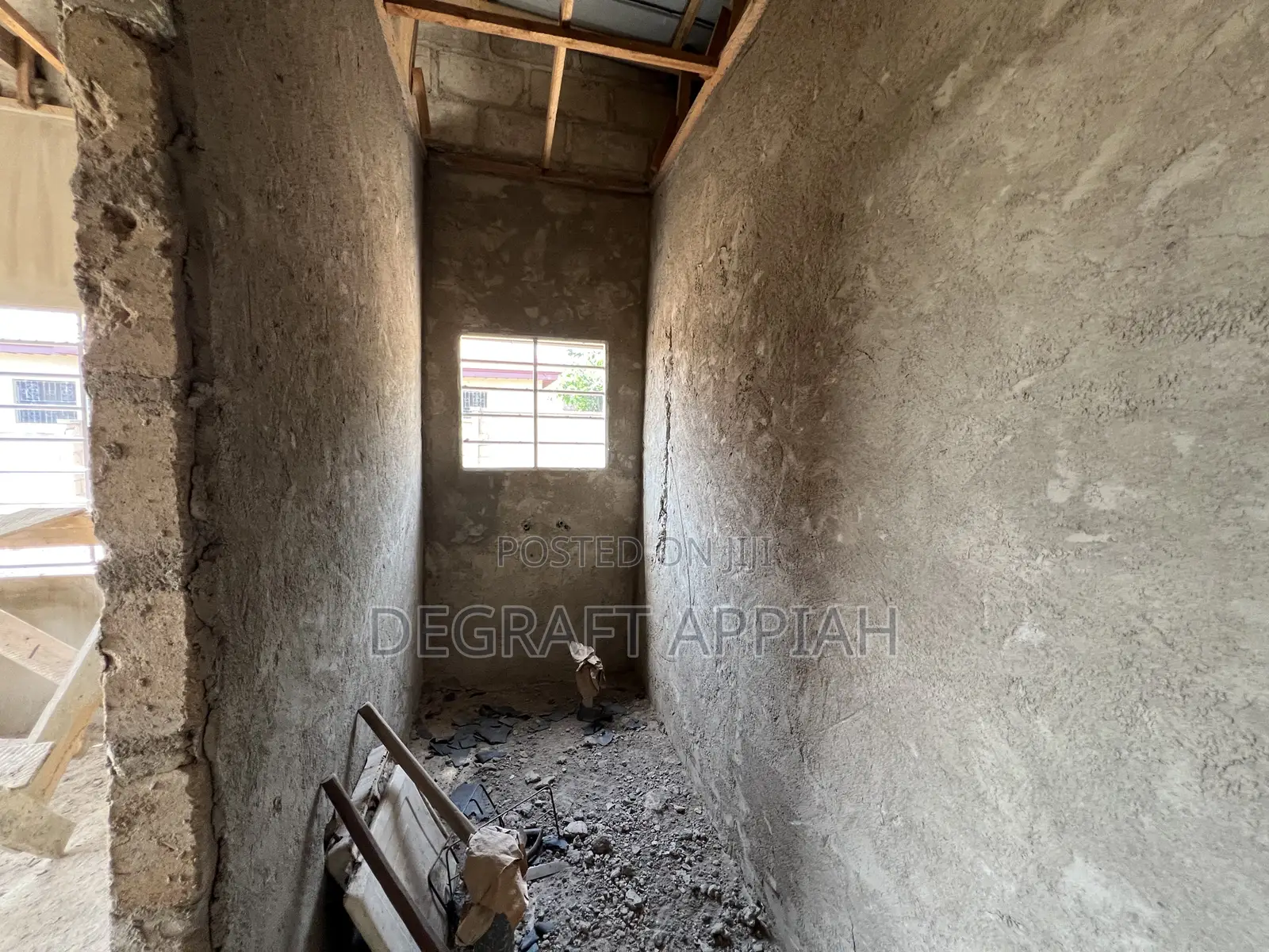 Semi Complete 3 Bedrooms On Vast Land For Sale @ Akom Near Kodie