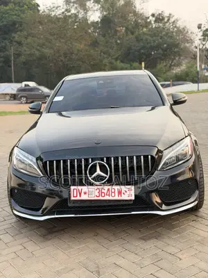 Mercedes-Benz C300 2016 Black