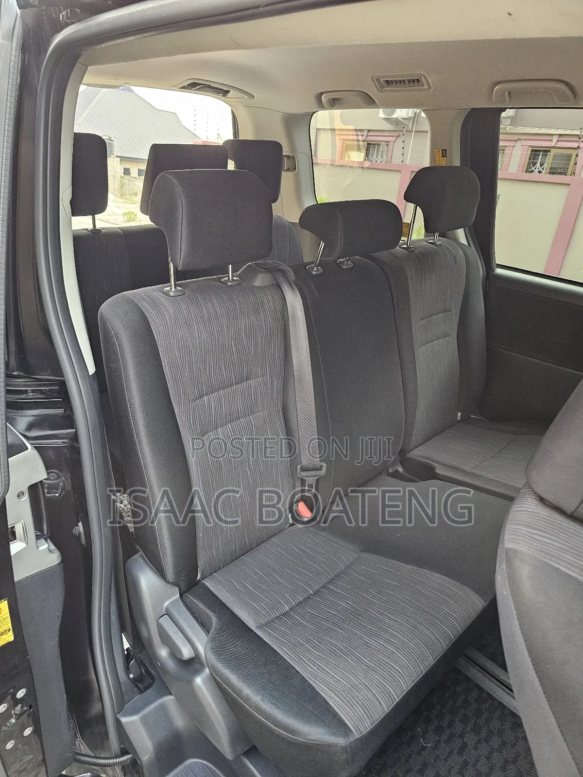 Toyota Voxy 2012 Purple