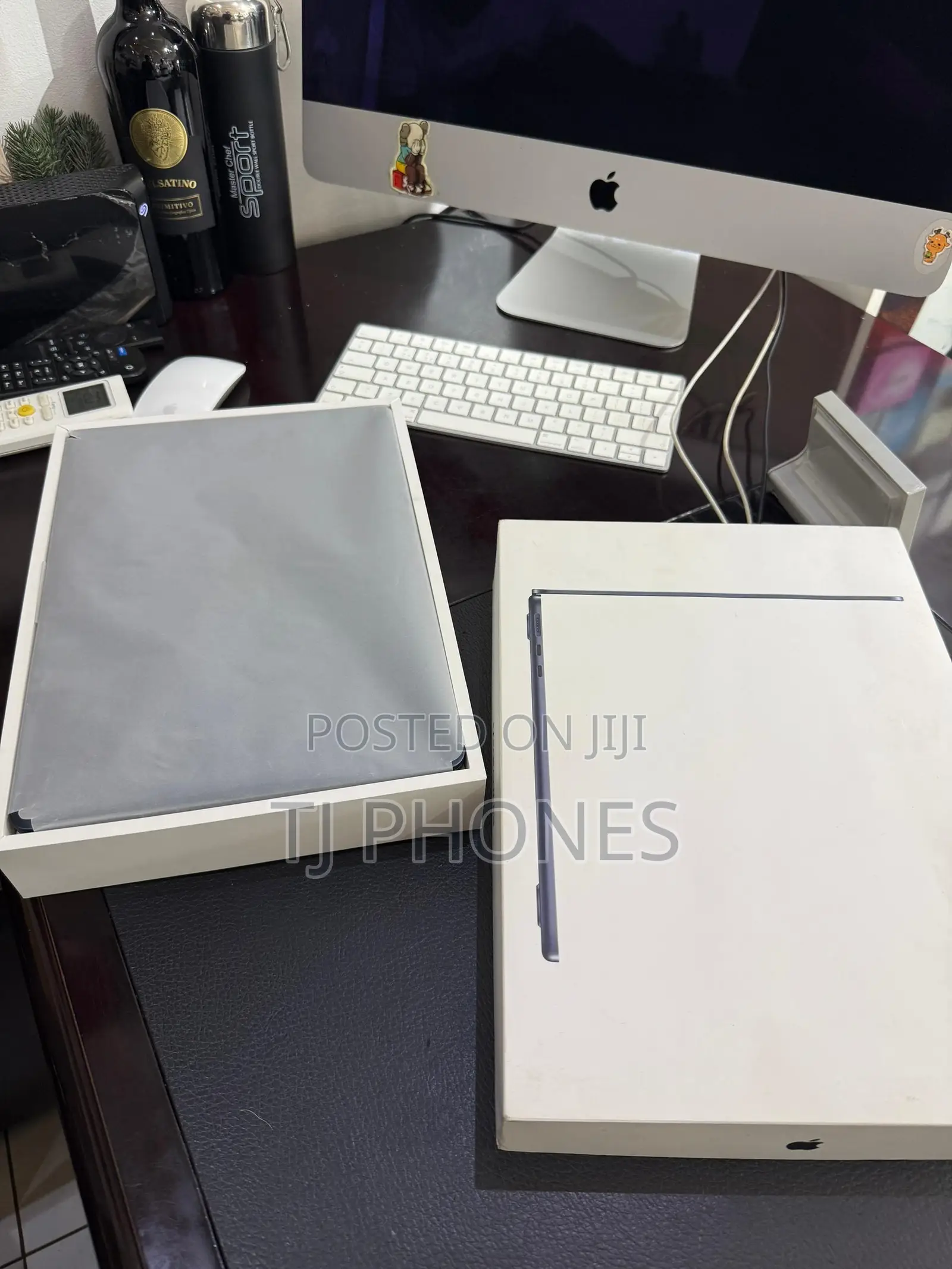 New Laptop Apple MacBook Air 2025 M4 13-inch 16GB Apple M4 SSD 256GB