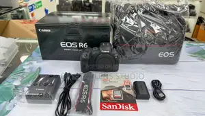 Eos R6 With Charger,Battery,Strap,Bag and Sd Card