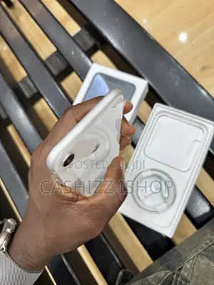 Apple iPhone XR 64 GB White