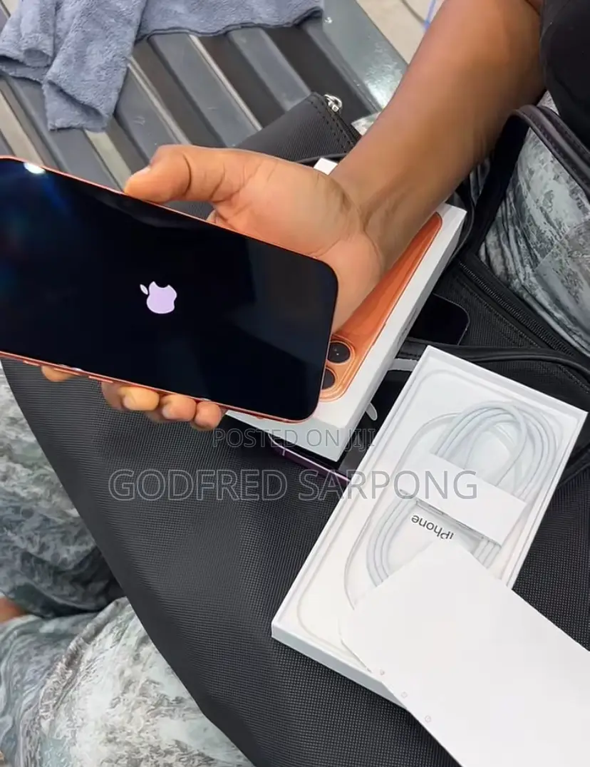 New Apple iPhone 17 Pro Max 256 GB Orange