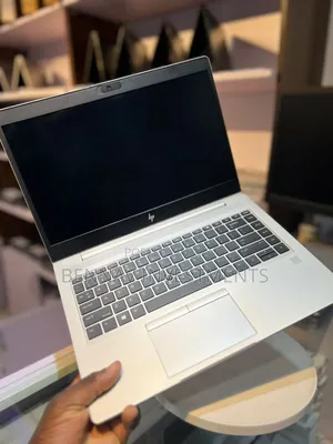 Laptop HP EliteBook 745 G5 8GB AMD Ryzen 3 SSD 256GB