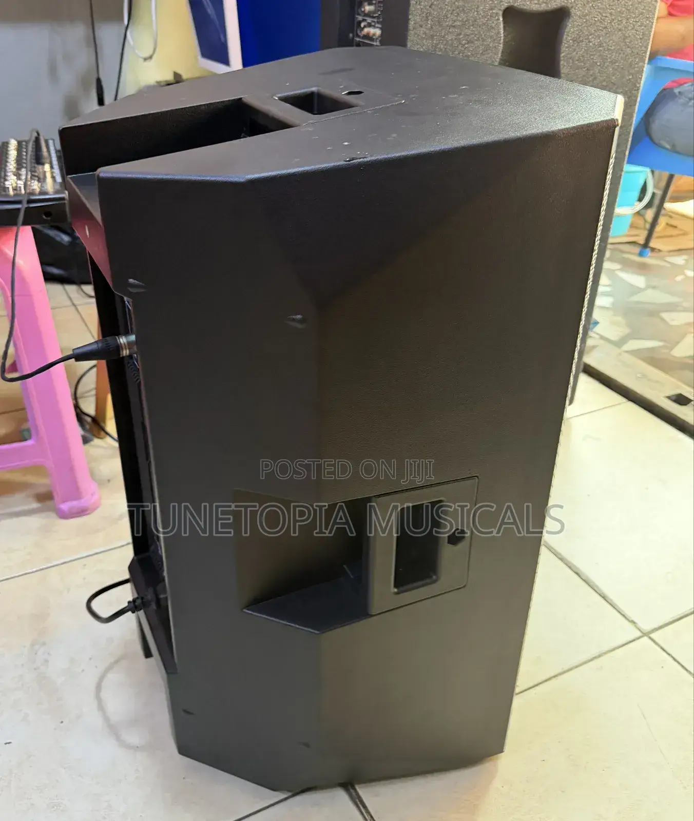 Fane 15inches Active Speaker/Stage Monitors (1pair=2pieces)
