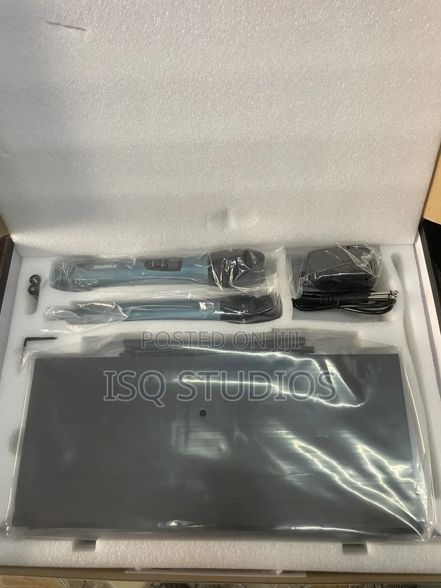 Shure U6800 Wireless Microphone