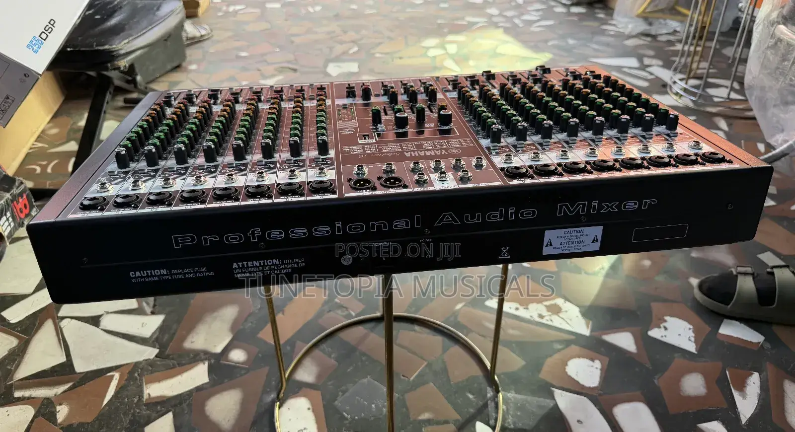 Yamaha Mg16x Cv 16-channel Stereo Mixer.