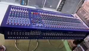 Soundcraft Lx9 32channel Analog Mixing Console.