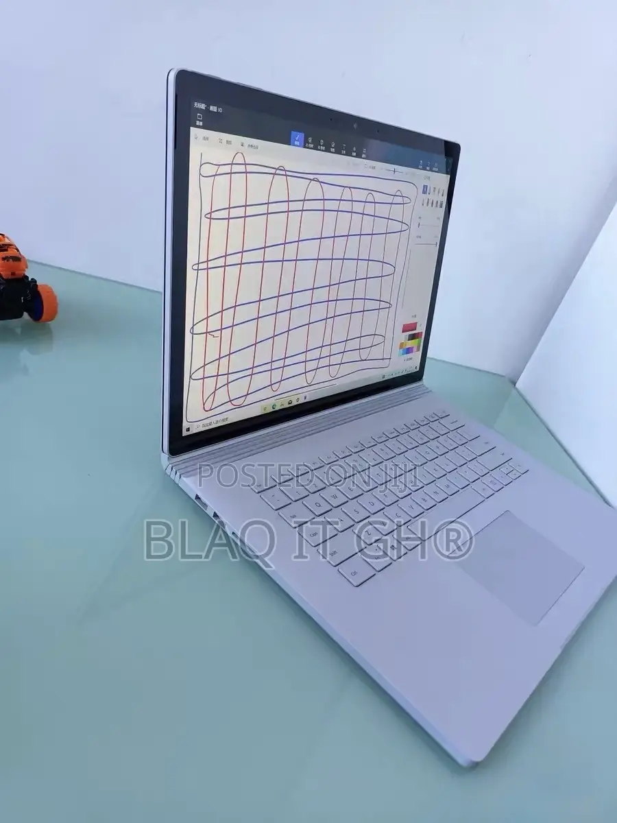 Laptop Microsoft Surface Book 2 16GB Intel Core I7 SSD 256GB