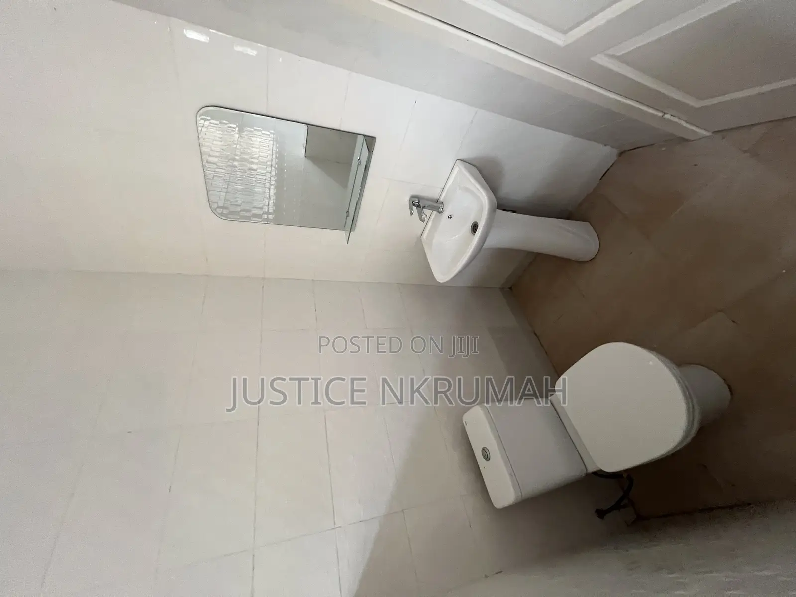 3bdrm Apartment in Mr Justice Estate, Kasoa for rent