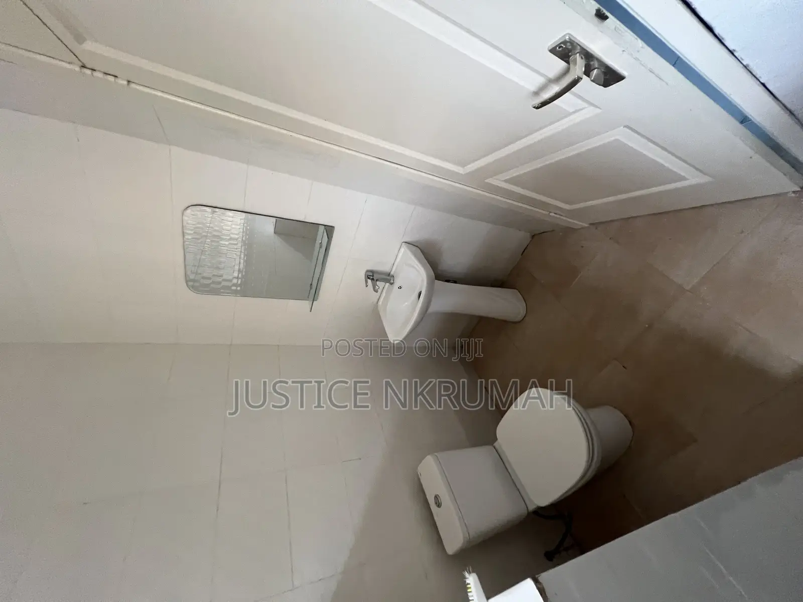 3bdrm Apartment in Mr Justice Estate, Kasoa for rent