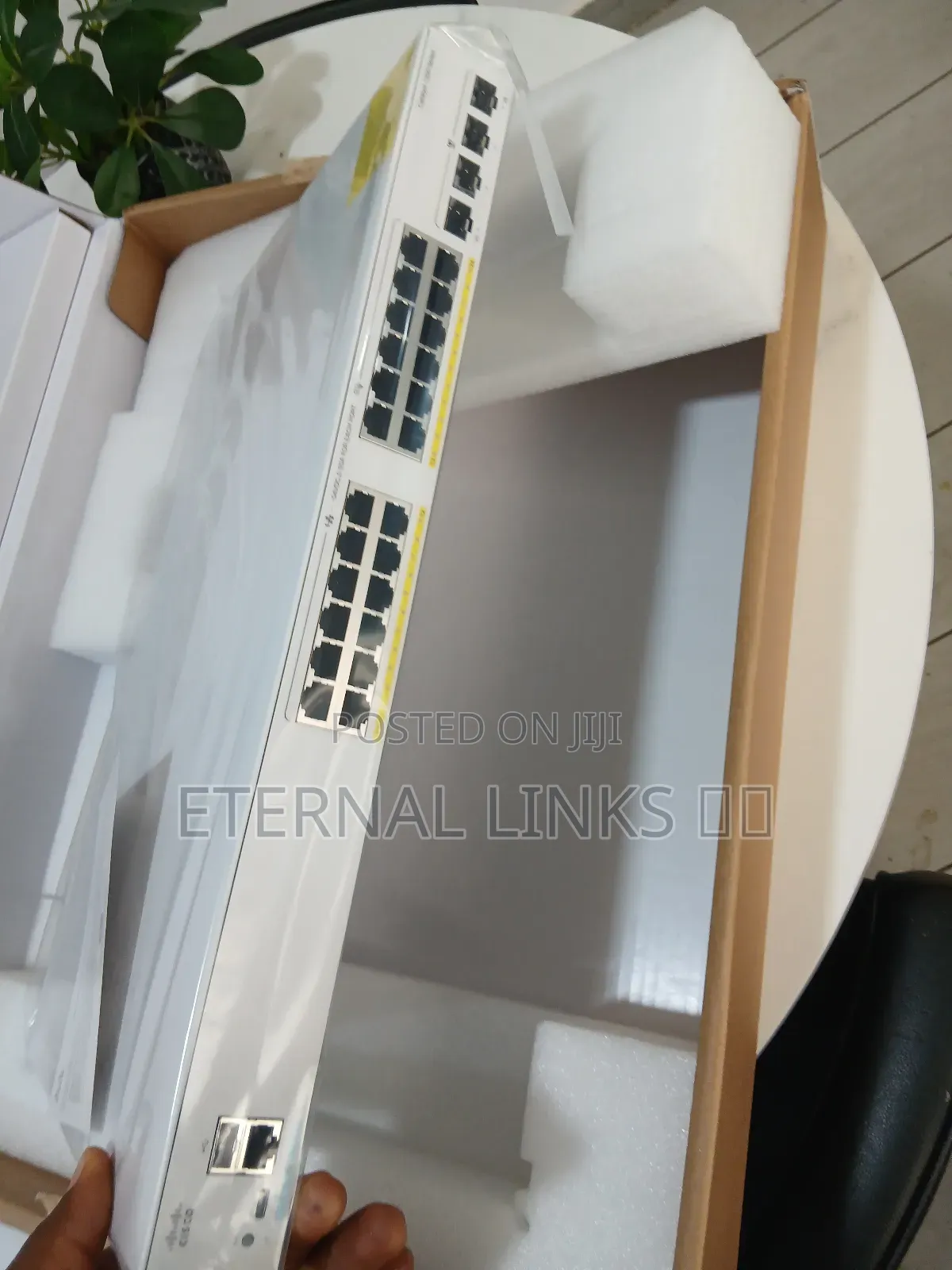 Cisco C1300 24 Poe Switch