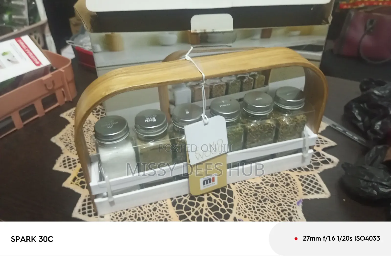 6 Jar Spice Rack With Spices