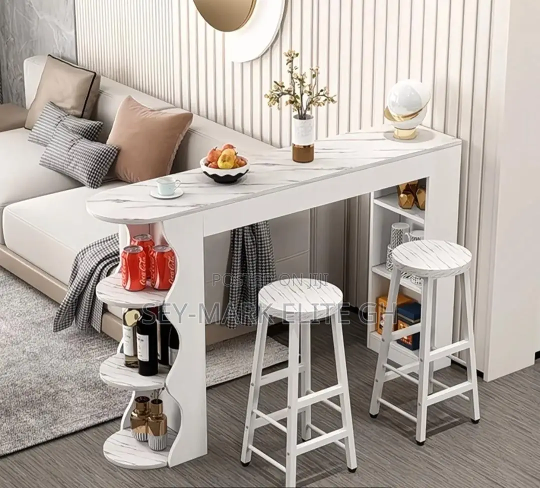 Classy High Bar Counter With Chairs