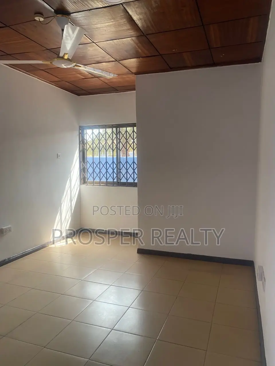 3bdrm House in Spintex for rent