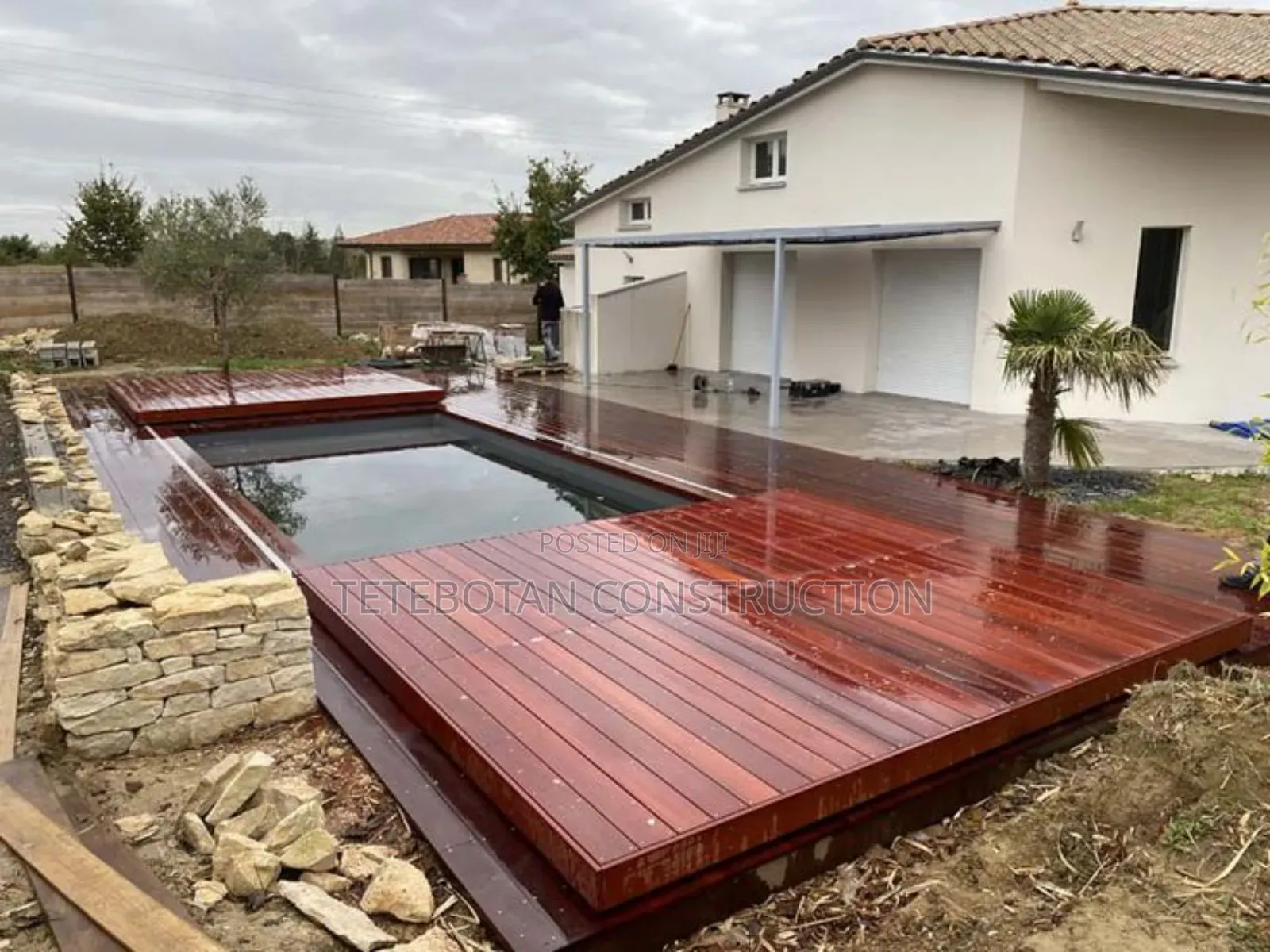 Automated Custom Walkable Wpc Decking Pool Cover