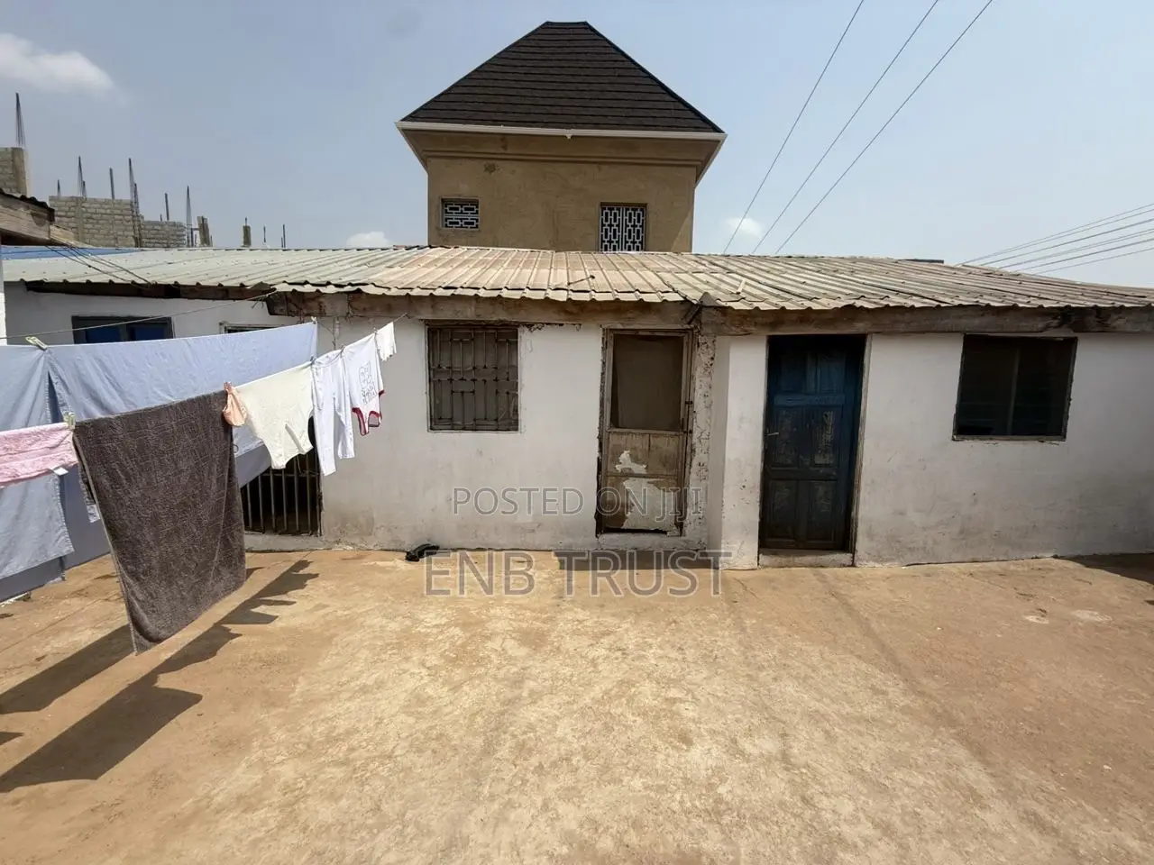 9bdrm House in Sowutuom, Israel Park for sale
