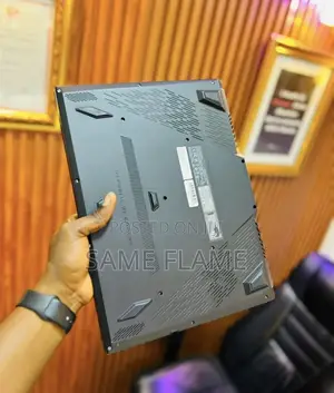 New Laptop Asus ROG Strix G15 16GB AMD Ryzen 7 SSD 1T