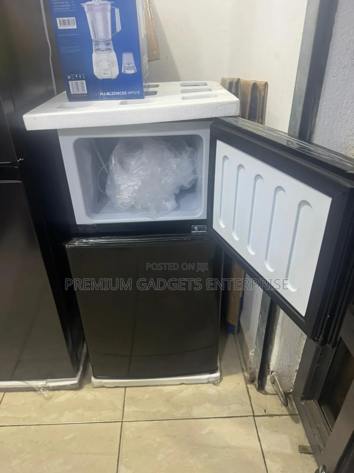 Nasco 86ltrs Table Top Refrigerator Nasf2-11fl-b