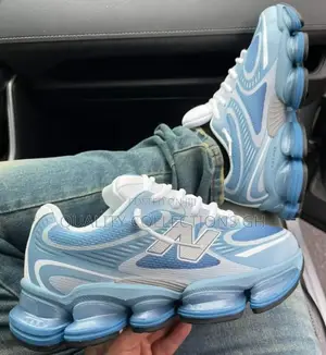 New Balance 2000 Sneaker